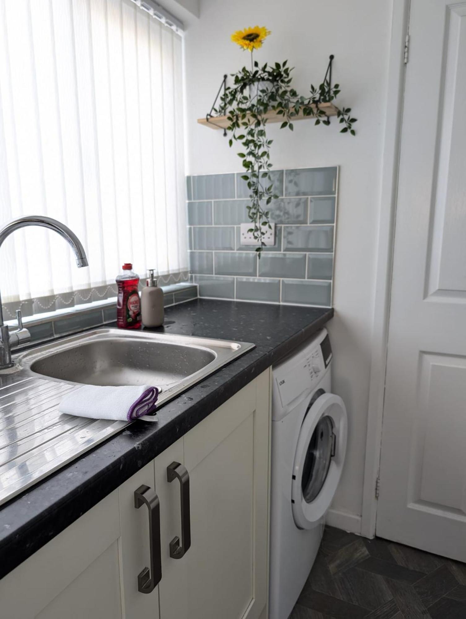 Ferienwohnung 3Br-St Johns Hse-Free Parking-Workers-Kitchen-Wifi-Dog Friendly Doncaster Exterior foto